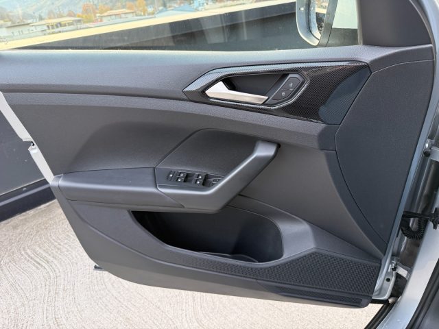 VOLKSWAGEN T-Cross usata, con ESP