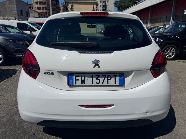 PEUGEOT 208 usata, con Alzacristalli elettrici