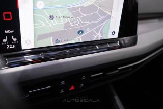 VOLKSWAGEN Golf usata, con Sistema di navigazione