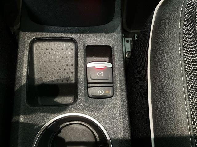 RENAULT Captur usata 21