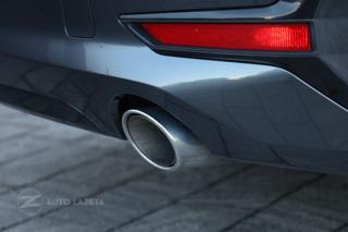 BMW 318 usata, con Fari LED