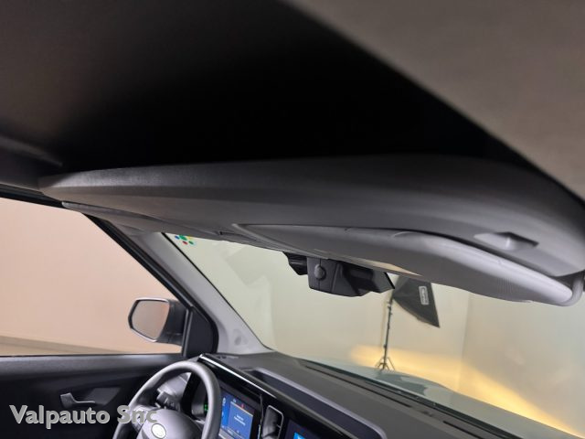 FORD Transit Courier usata, con Sensori di parcheggio posteriori