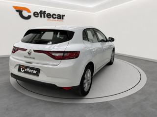 RENAULT Megane usata, con Autoradio
