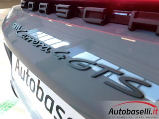 PORSCHE 911 usata, con MP3
