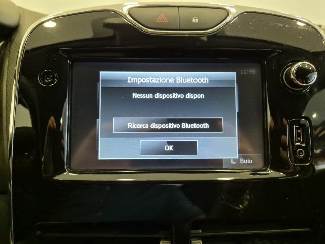 RENAULT Clio usata, con Specchietti laterali elettrici