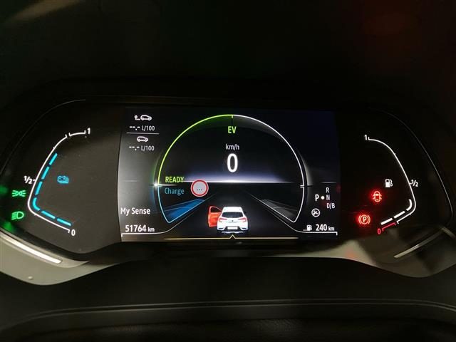 RENAULT Captur usata, con Bracciolo