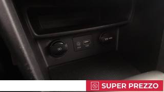 HYUNDAI Kona usata, con Autoradio digitale