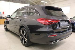 MERCEDES-BENZ C 220 usata, con Riconoscimento dei segnali stradali