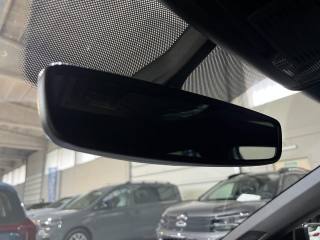 MERCEDES-BENZ GLA 200 usata, con Park Distance Control