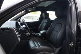 PORSCHE Cayenne usata, con Autoradio