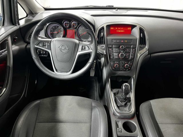 OPEL Astra usata, con Sedile posteriore sdoppiato