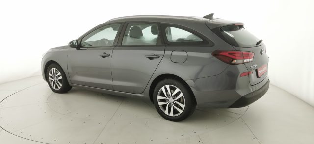 HYUNDAI i30 usata, con Telecamera per parcheggio assistito