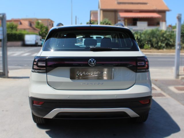 VOLKSWAGEN T-Cross usata, con Autoradio