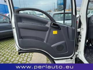 ISUZU M21 usata, con Fendinebbia