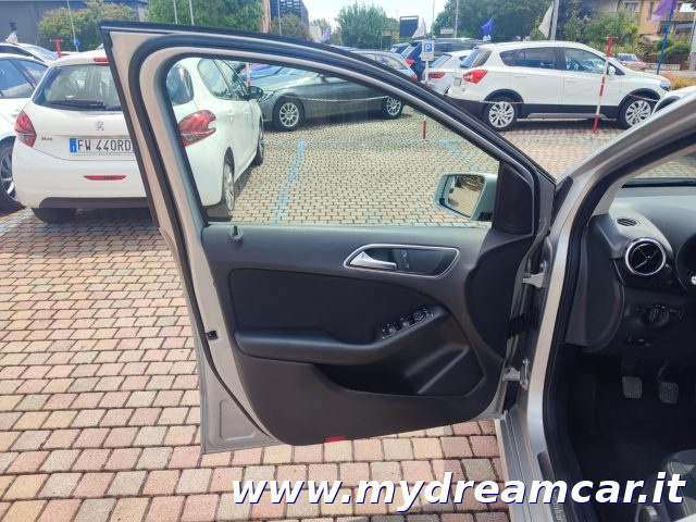 MERCEDES-BENZ B 180 usata 24