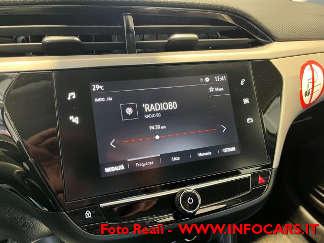 OPEL Corsa usata, con Touch screen