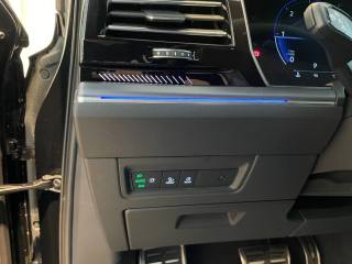 VOLKSWAGEN Touareg usata, con Chiusura centralizzata