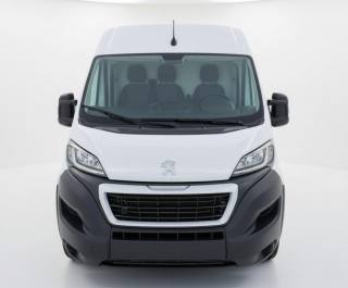 PEUGEOT Boxer usata, con Airbag