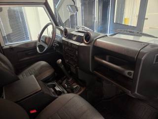 LAND ROVER Defender usata, con Servosterzo