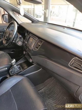 KIA Carens usata 21
