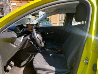 PEUGEOT 208 usata, con Sedili riscaldati