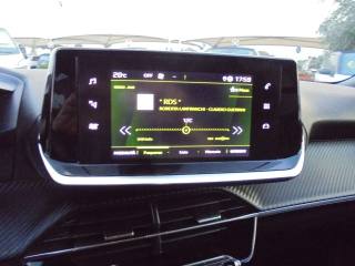 PEUGEOT 2008 usata, con Telecamera per parcheggio assistito