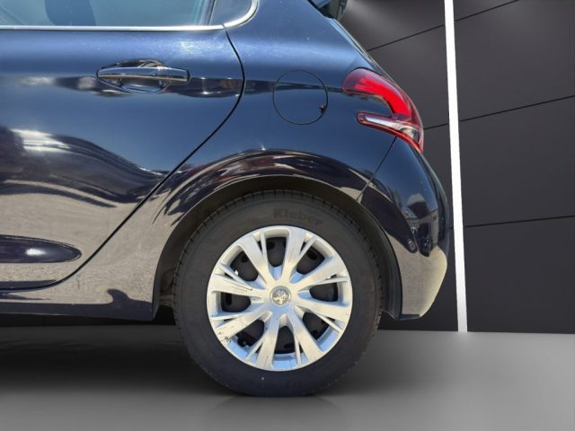 PEUGEOT 208 usata, con Specchietti laterali elettrici