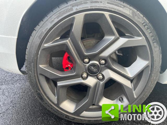 FORD Fiesta usata, con Vetri oscurati