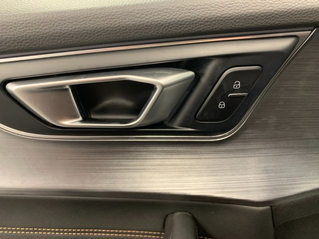 DR MOTOR DR 5.0 usata, con Sedile posteriore sdoppiato