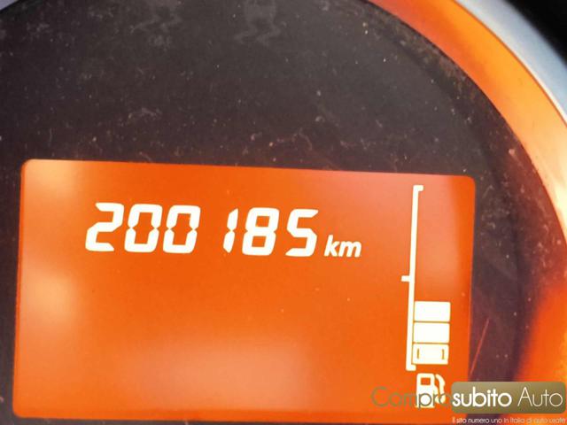 DACIA Sandero usata, con Sedile posteriore sdoppiato