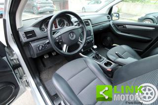 MERCEDES-BENZ B 180 usata, con Chiusura centralizzata