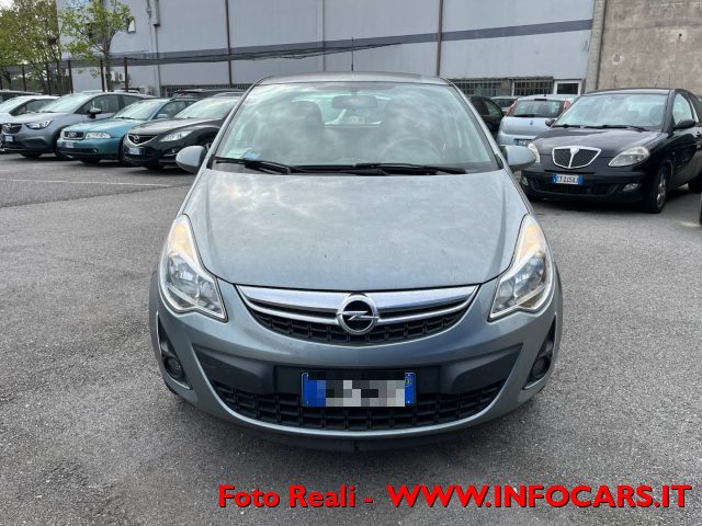 OPEL Corsa usata, con Controllo trazione