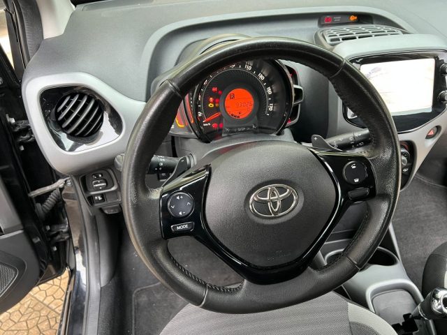 TOYOTA Aygo usata 18