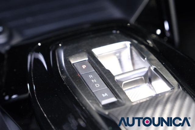 PEUGEOT 208 usata, con Sensori di parcheggio posteriori
