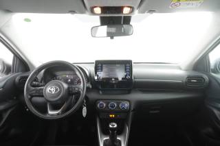 TOYOTA Yaris usata 11