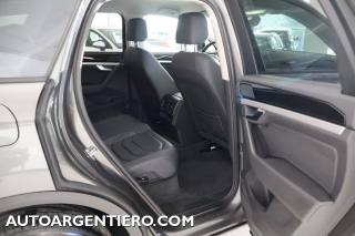 VOLKSWAGEN Touareg usata, con Bracciolo