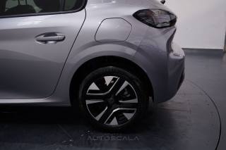 PEUGEOT 208 usata, con Sensore di luce