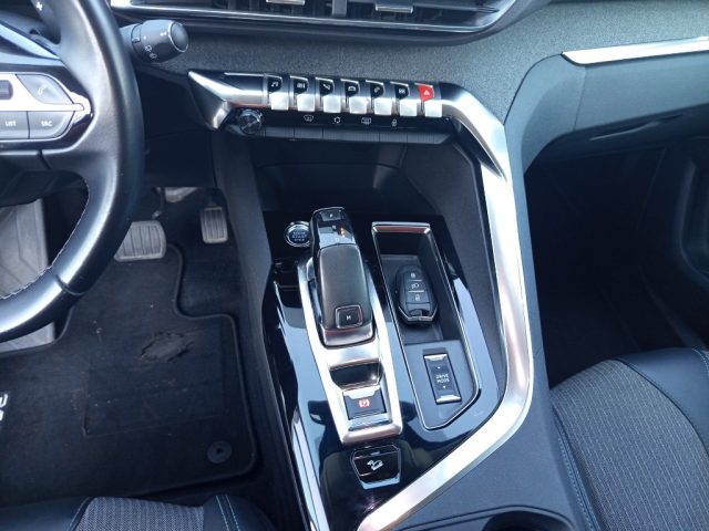 PEUGEOT 3008 usata, con Controllo elettronico della corsia