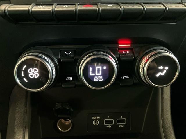 RENAULT Captur usata 23