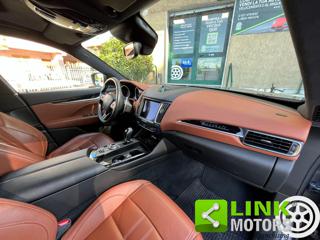 MASERATI Levante usata, con Autoradio