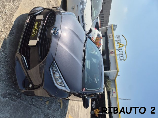 TOYOTA Yaris usata, con Airbag