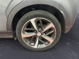 HYUNDAI Kona usata, con Autoradio digitale