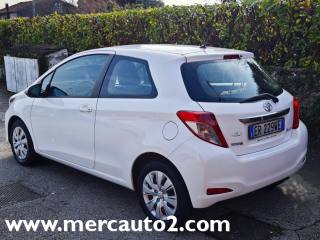TOYOTA Yaris usata, con Autoradio