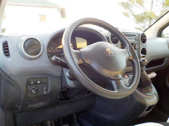 PEUGEOT Partner usata 37