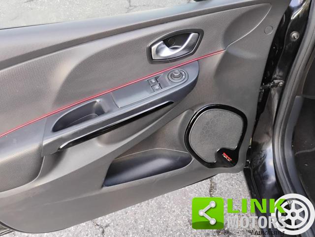 RENAULT Clio usata, con Cruise Control