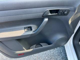 VOLKSWAGEN Caddy usata 15