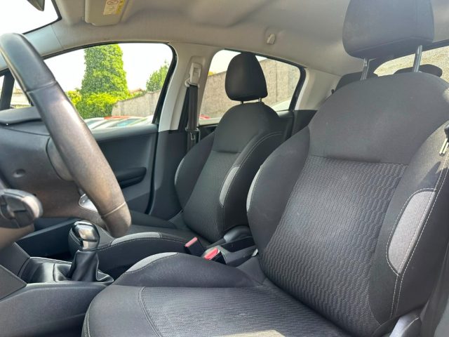 PEUGEOT 208 usata, con Boardcomputer