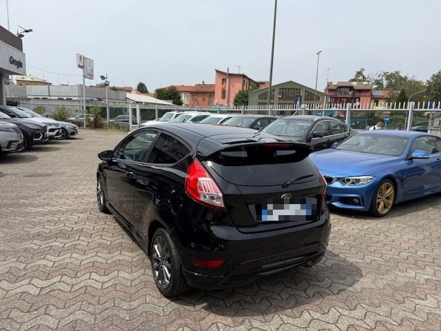 FORD Fiesta usata, con Boardcomputer