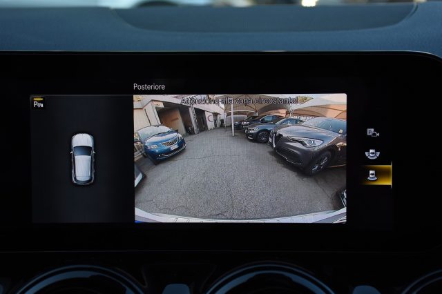 MERCEDES-BENZ GLA 200 usata, con Sistema di navigazione