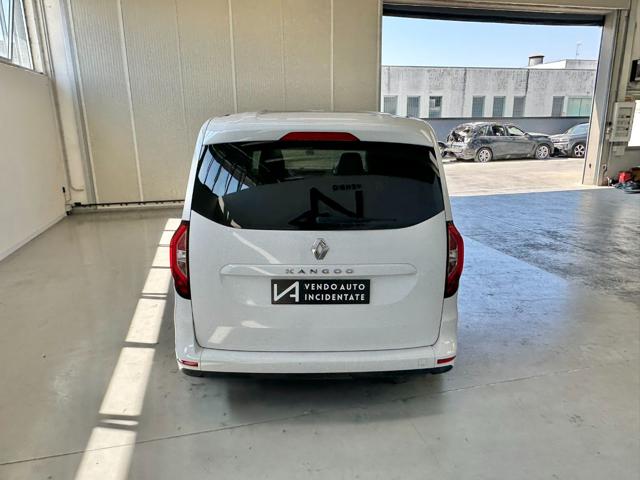 RENAULT Kangoo usata, con Autoradio